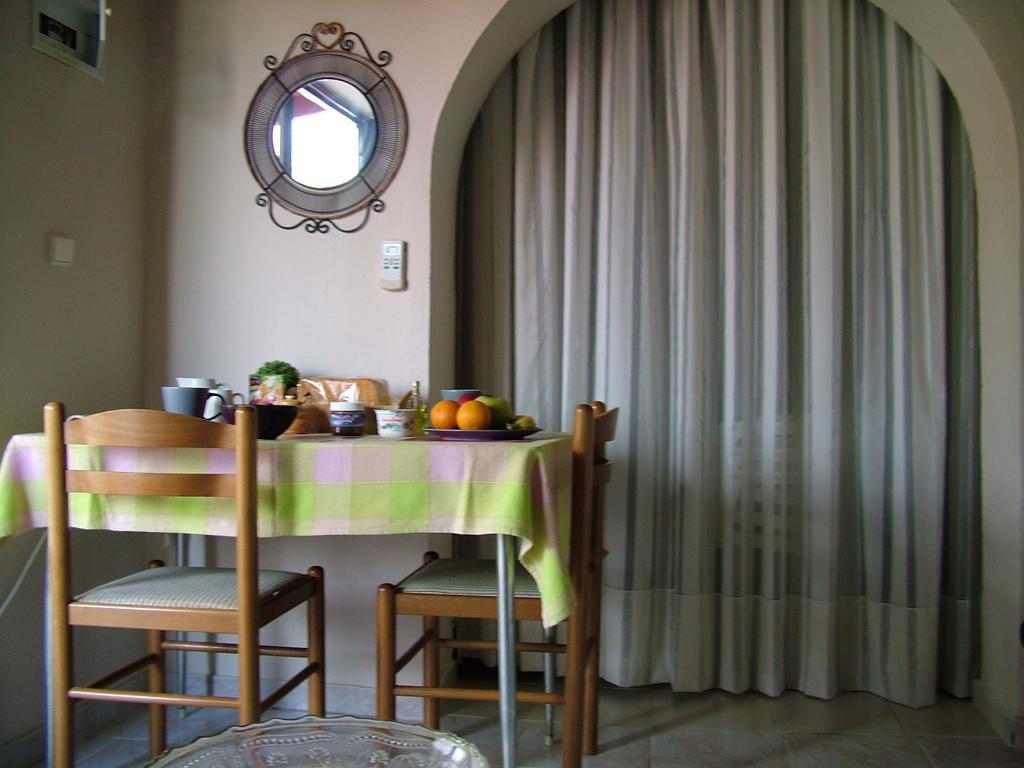 Spiridoula Apartments Агиос Стефанос Экстерьер фото