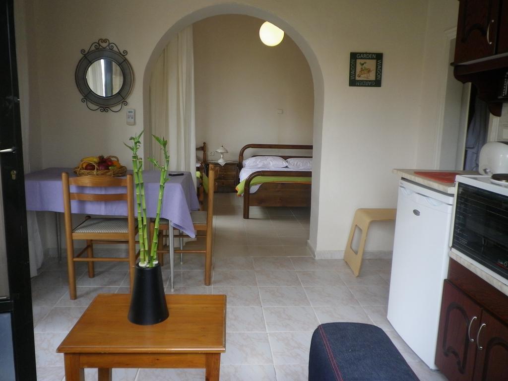 Spiridoula Apartments Агиос Стефанос Экстерьер фото